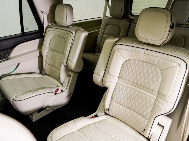 Used 2020 Lincoln Navigator L Black Label image 23