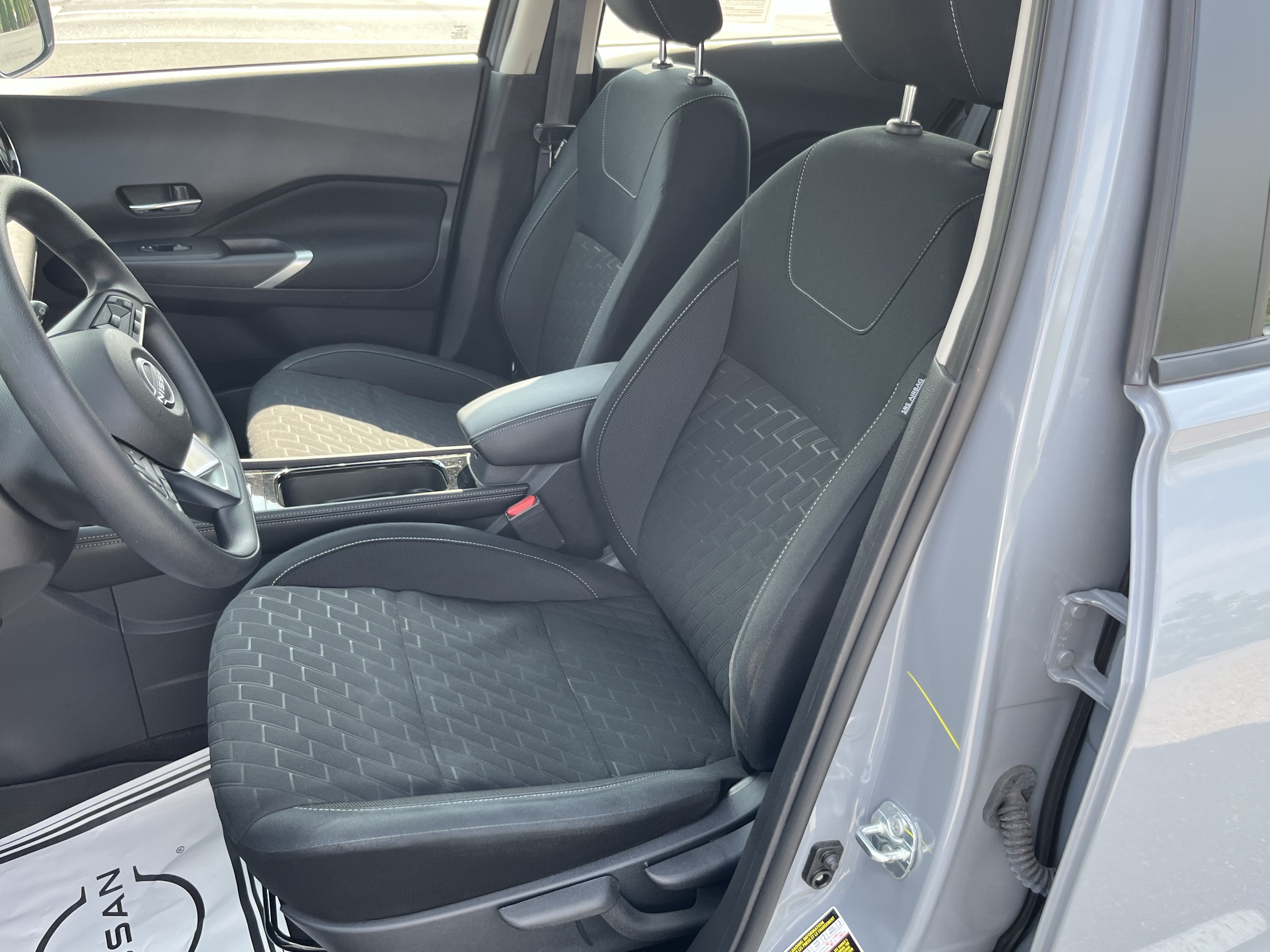 Used 2024 Nissan Kicks SV FWD image 16