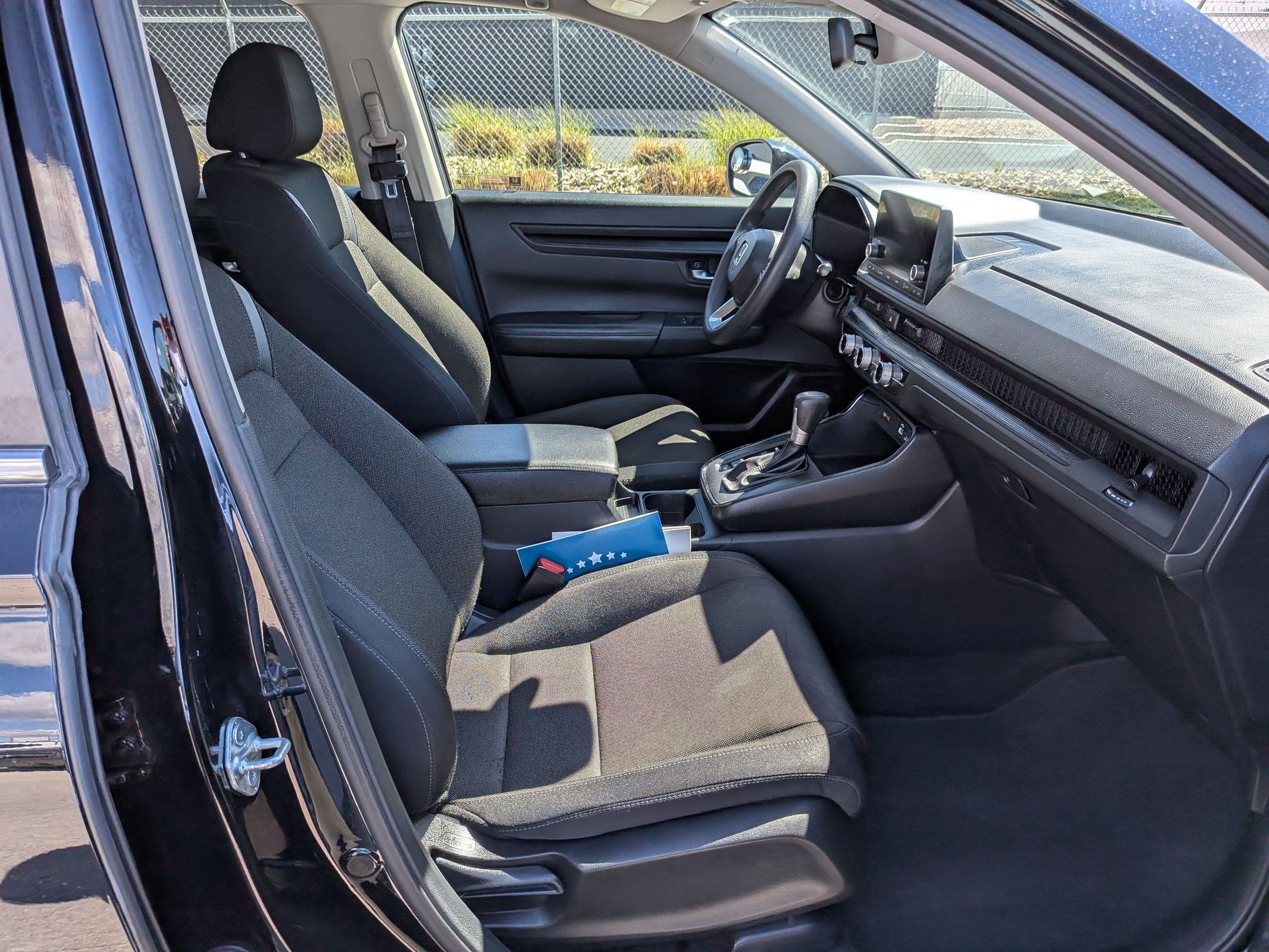 Used 2025 Honda CR-V LX image 28