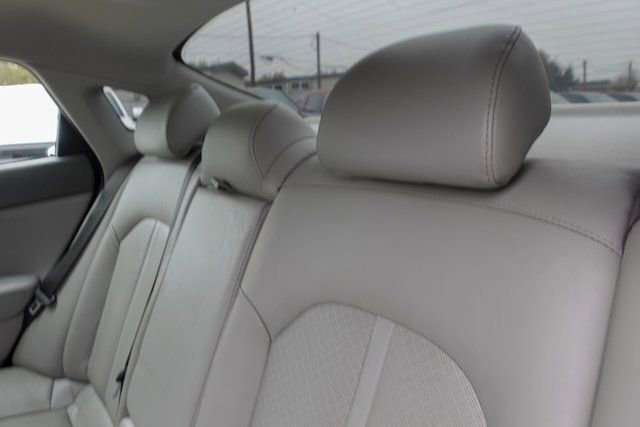 Used 2016 Kia Optima EX w/ Premium Package image 11