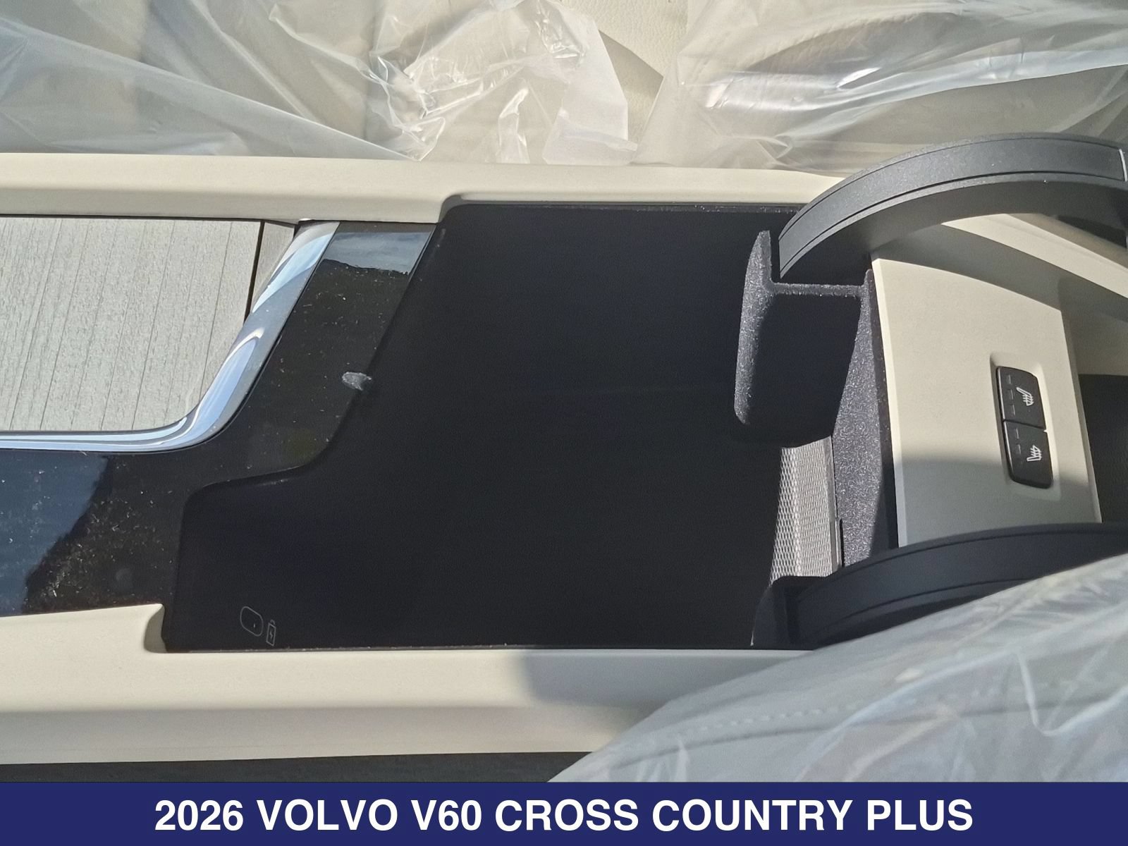 New 2026 Volvo V60 B5 Cross Country Plus w/ Climate Package AWD/4WD image 15