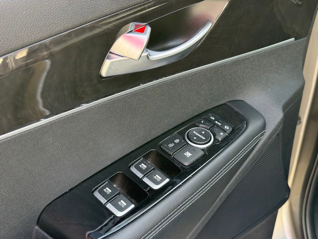 Used 2016 Kia Sorento EX w/ EX Premium Package image 10