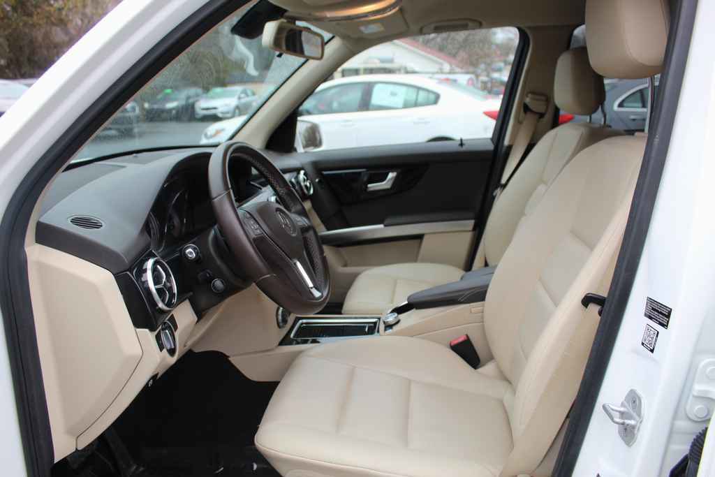 Used 2015 Mercedes-Benz GLK 350 2WD image 22