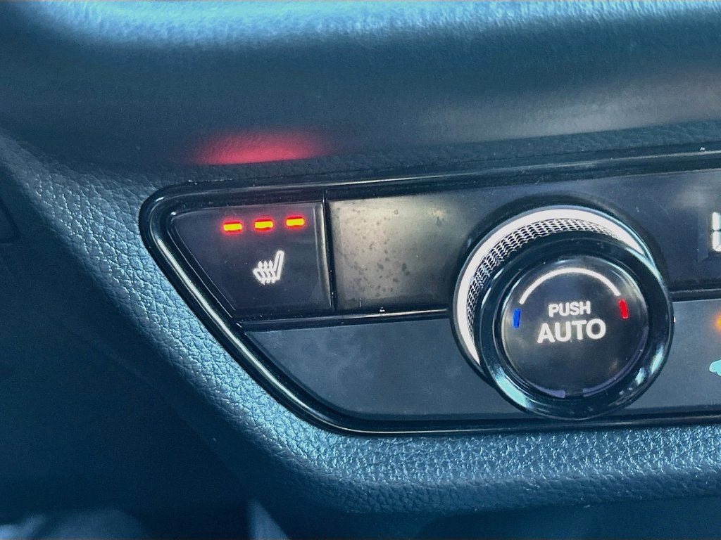 Certified 2025 Honda HR-V Sport image 19