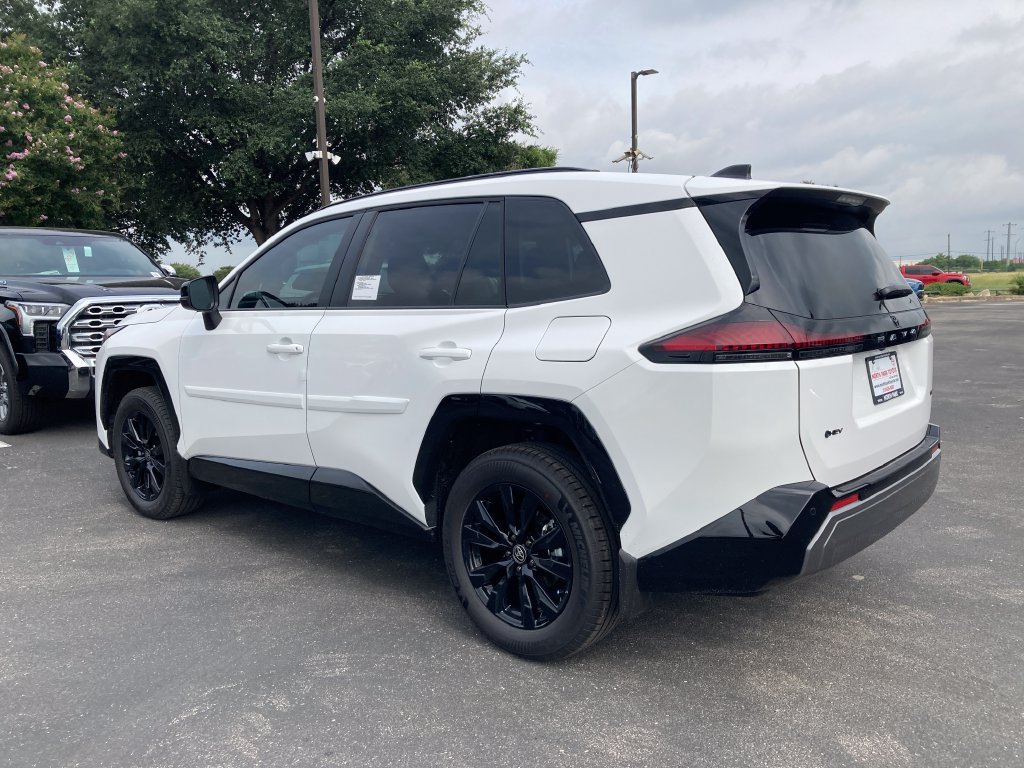 New 2026 Toyota RAV4 SE FWD image 7