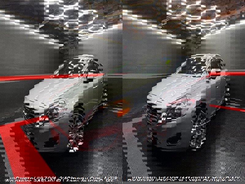 Used 2011 Volvo S60 T6 image 2