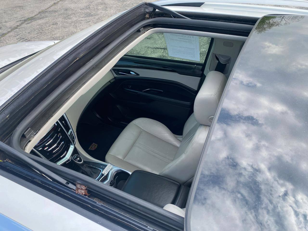 Used 2016 Cadillac SRX Performance AWD/4WD image 15