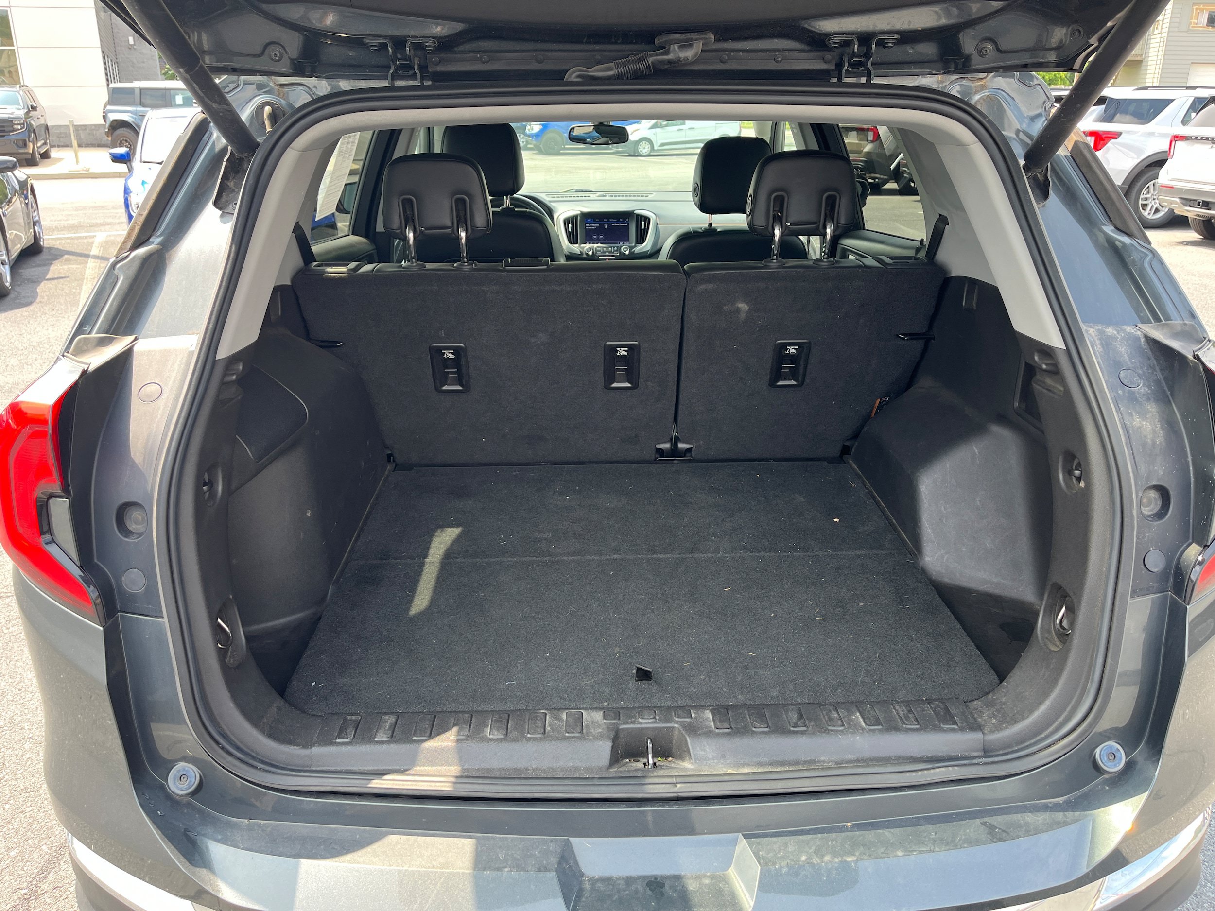 Used 2018 GMC Terrain SLT w/ Preferred Package AWD/4WD image 13