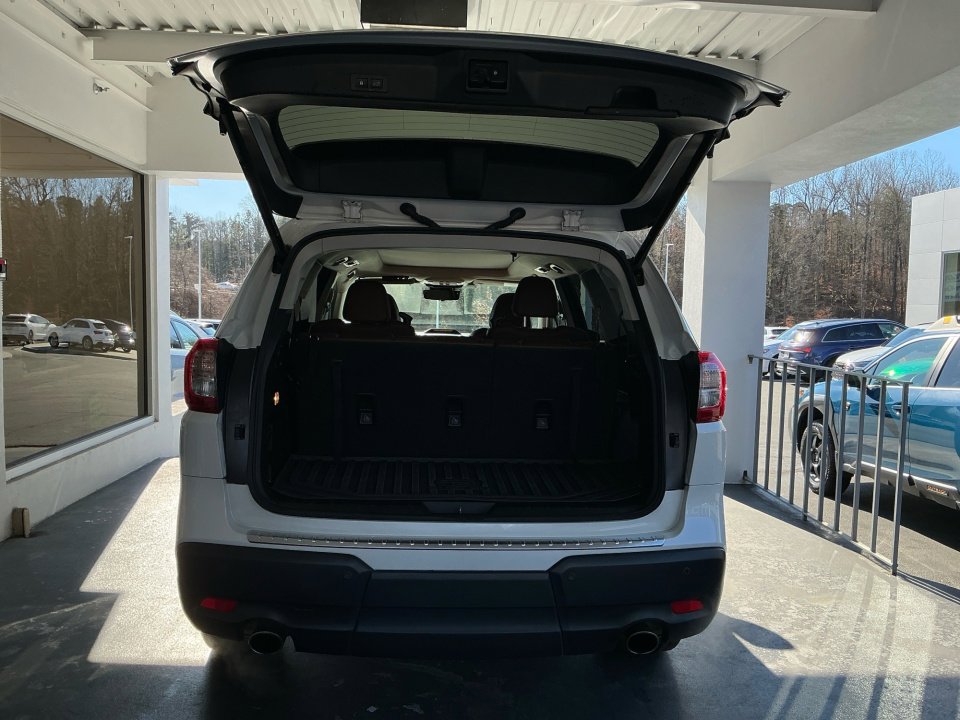 Used 2024 Subaru Ascent Touring w/ Popular Package #2 image 18