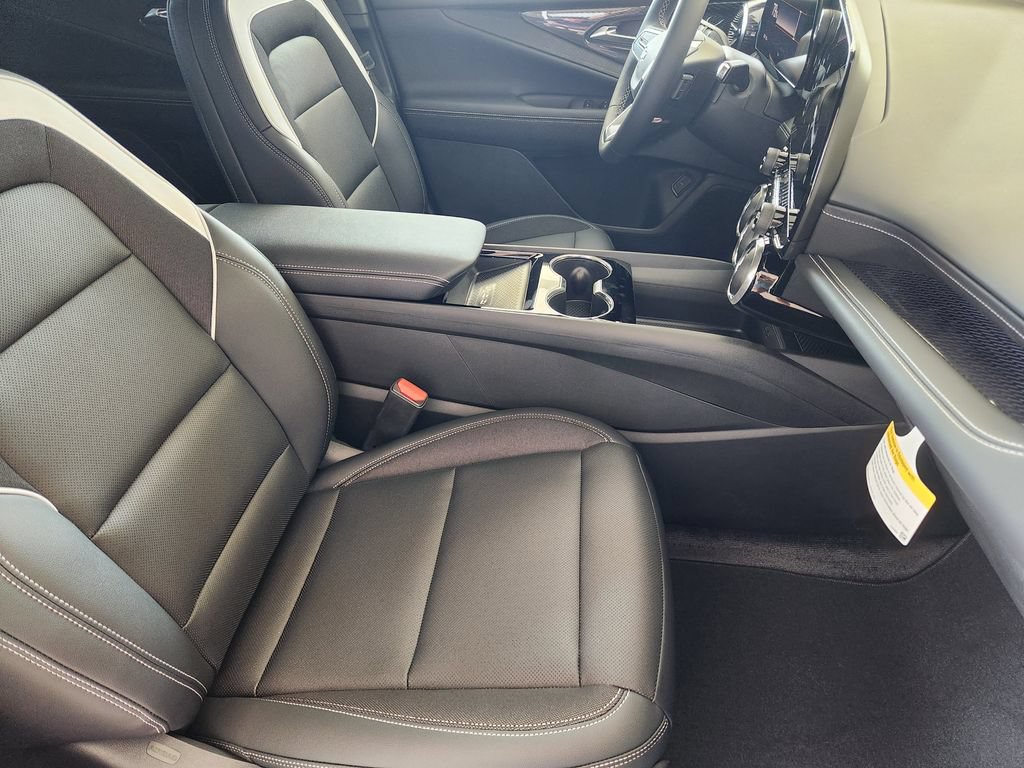 New 2025 Chevrolet Blazer EV LT FWD image 11