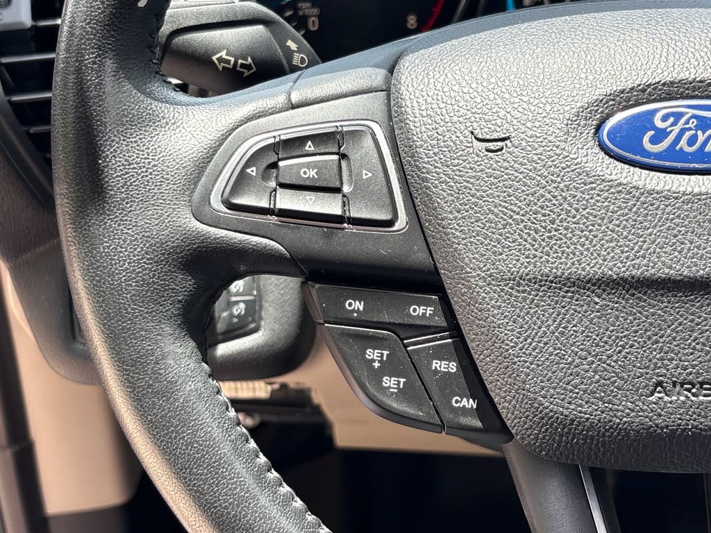 Used 2019 Ford Escape SEL FWD image 18