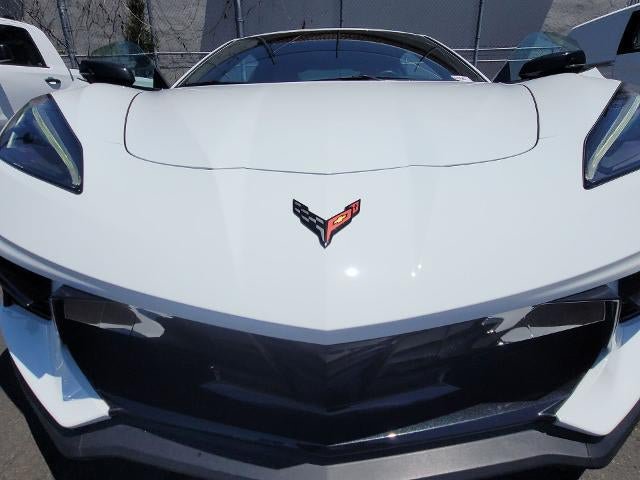 Used 2024 Chevrolet Corvette Stingray Coupe w/ Z51 Performance Package RWD image 32