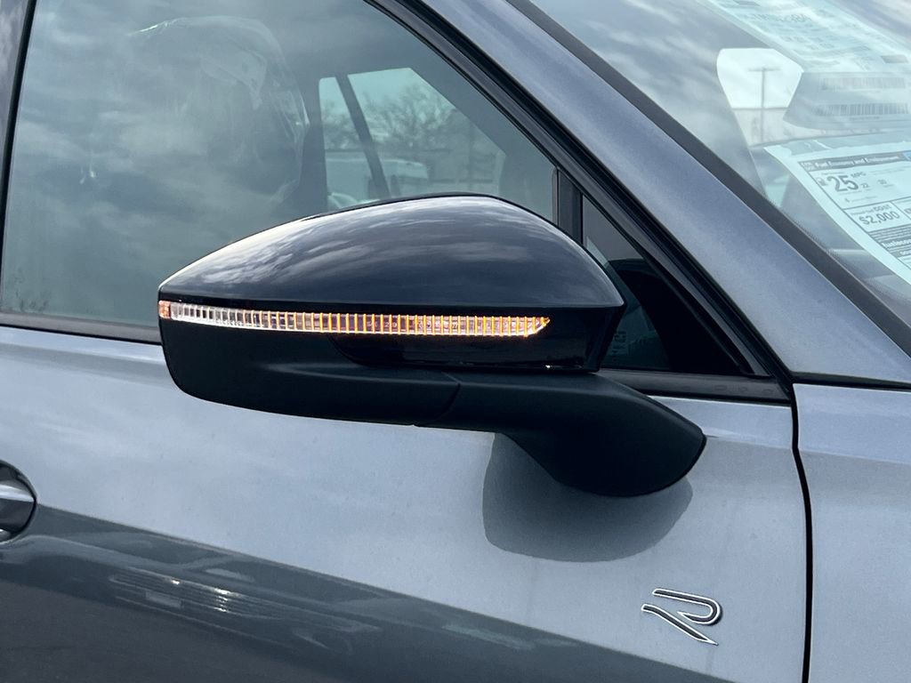 New 2026 Volkswagen Tiguan SE R-Line AWD/4WD image 7