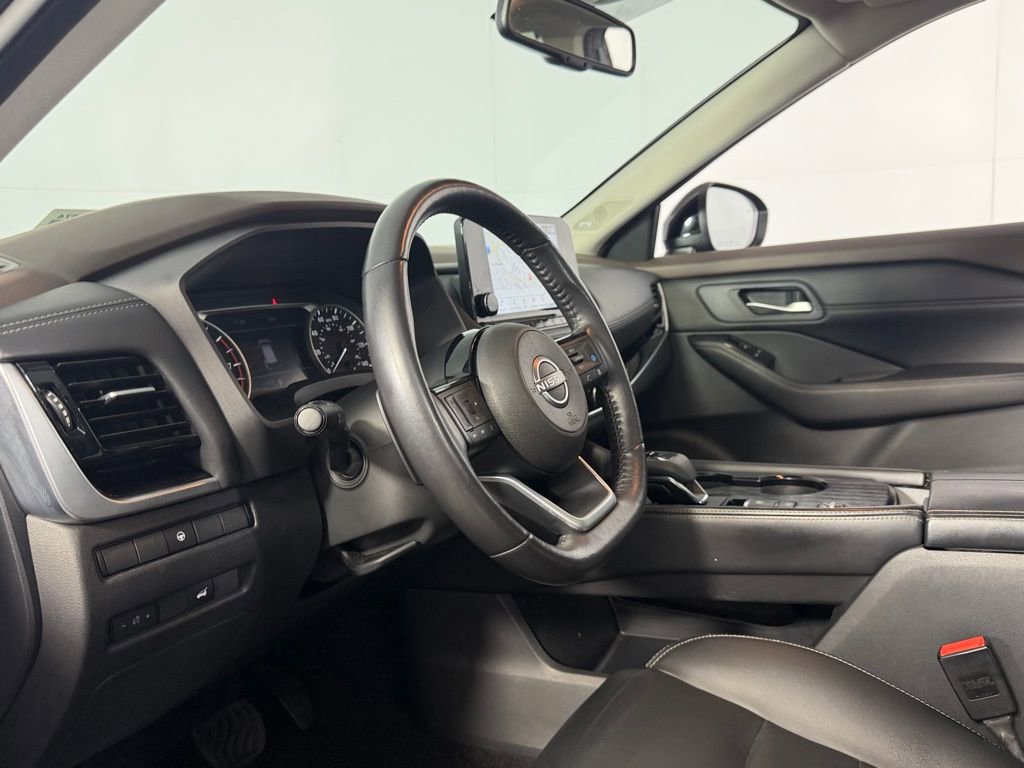 Used 2023 Nissan Rogue SL w/ SL Premium Package FWD image 21