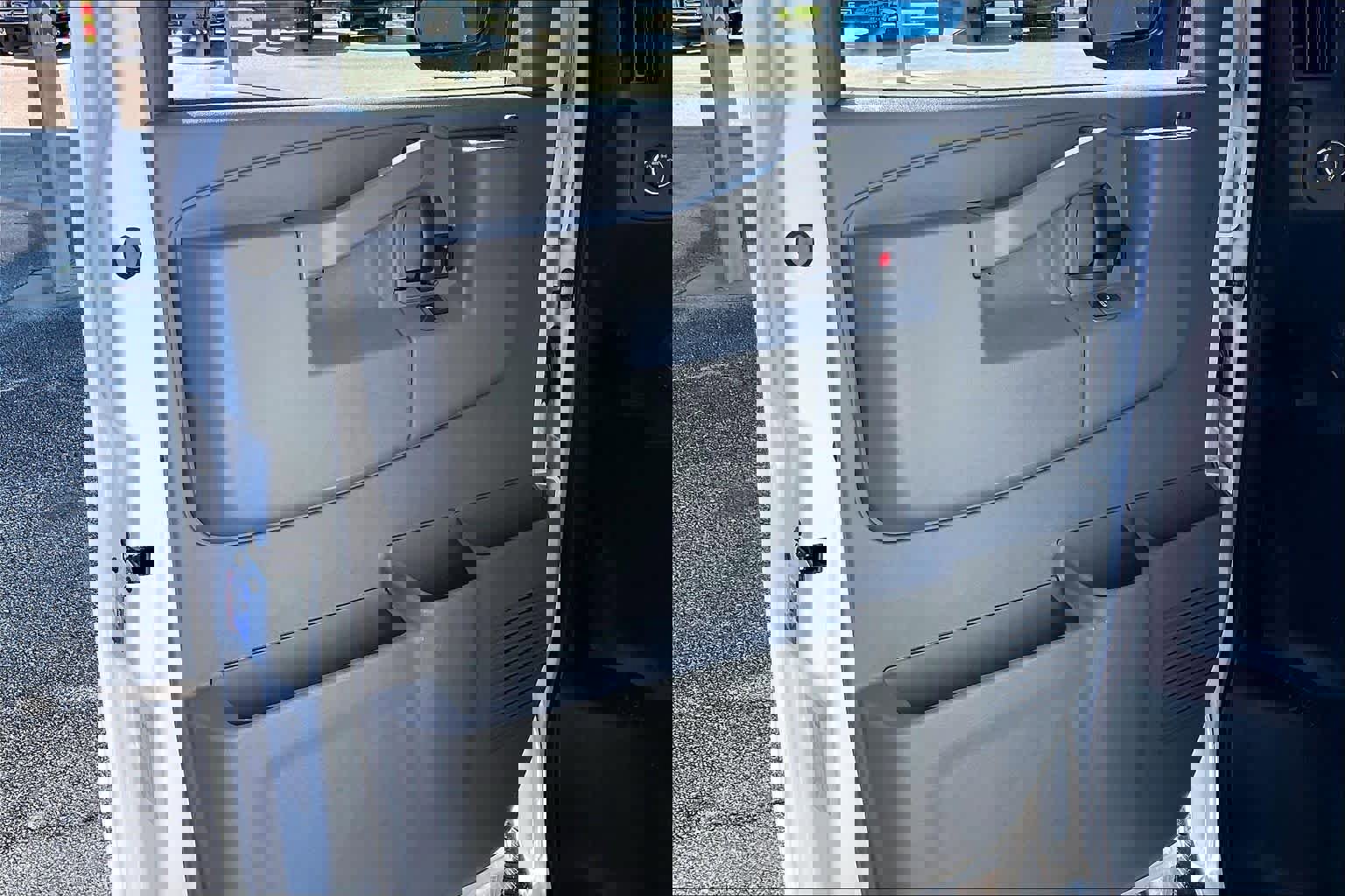 New 2026 Chevrolet Express 2500 image 10