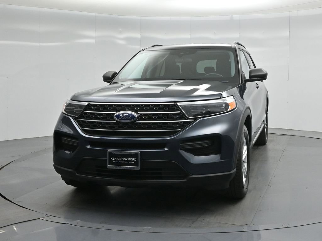Certified 2023 Ford Explorer XLT RWD image 54