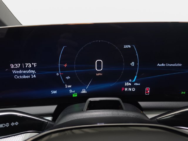 New 2027 Cadillac Optiq Luxury w/ LPO, Floor Liner Package AWD/4WD image 16