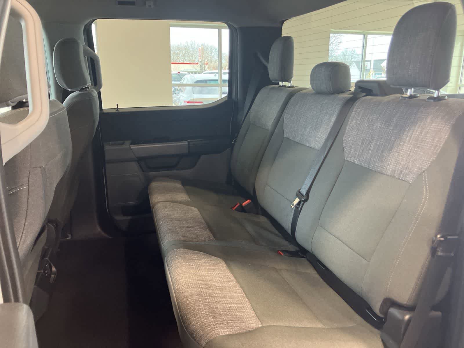 Used 2023 Ford F150 XLT w/ XTR Package image 23