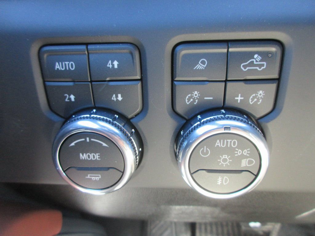 New 2026 GMC Sierra 2500 Denali Ultimate image 18