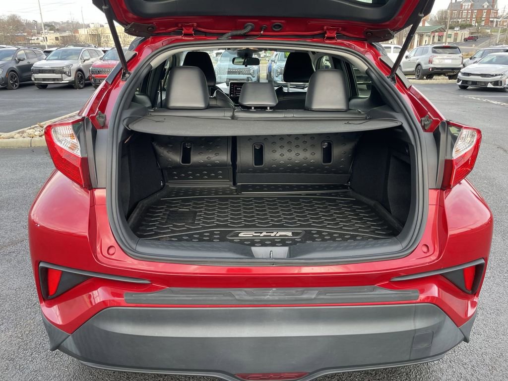 Used 2020 Toyota C-HR Limited image 35