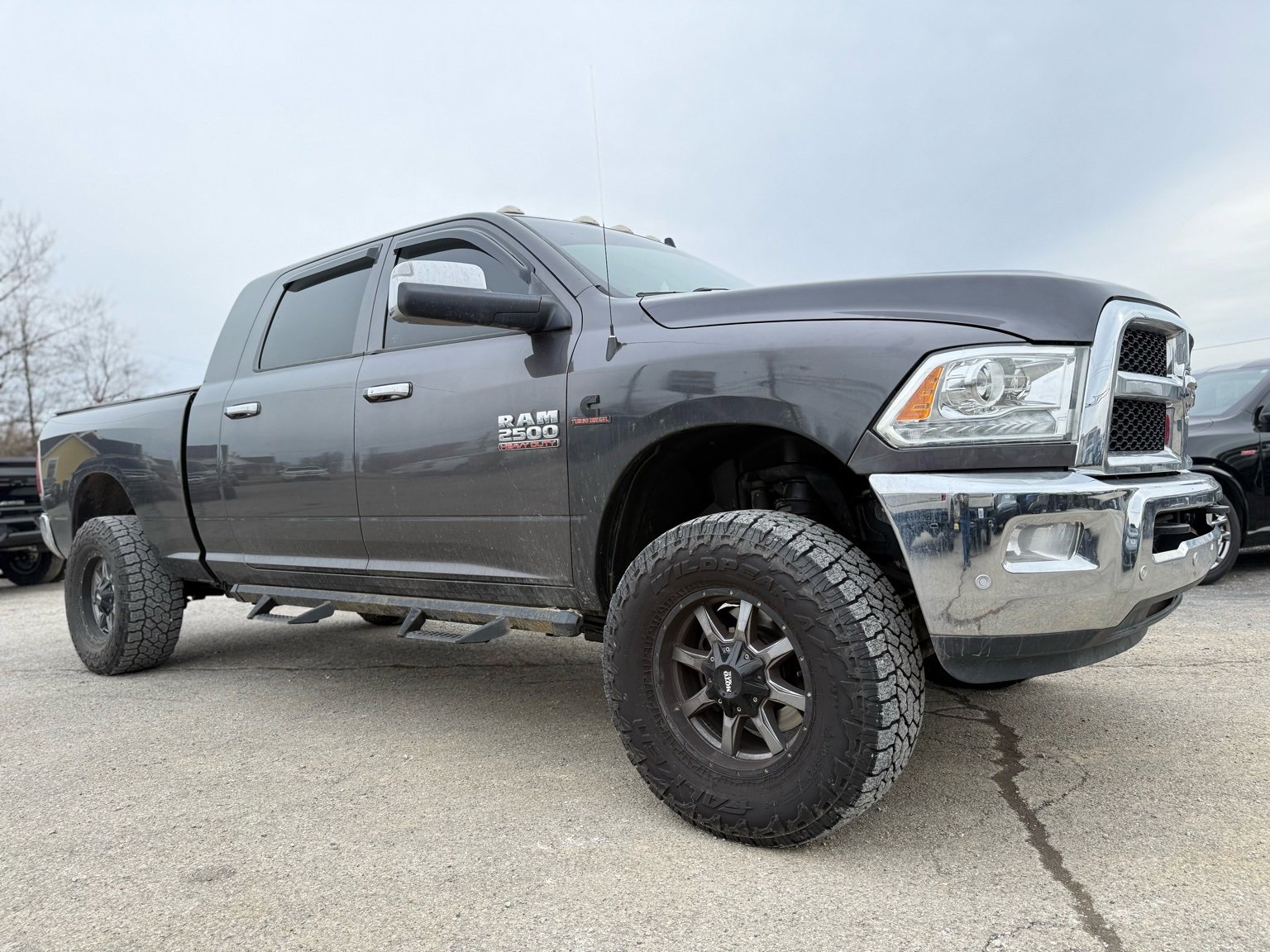 Used 2018 RAM 2500 Laramie w/ Cold Weather Group image 9