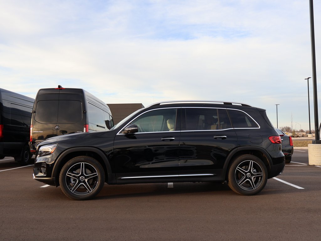 New 2026 Mercedes-Benz GLB 250 4MATIC image 4