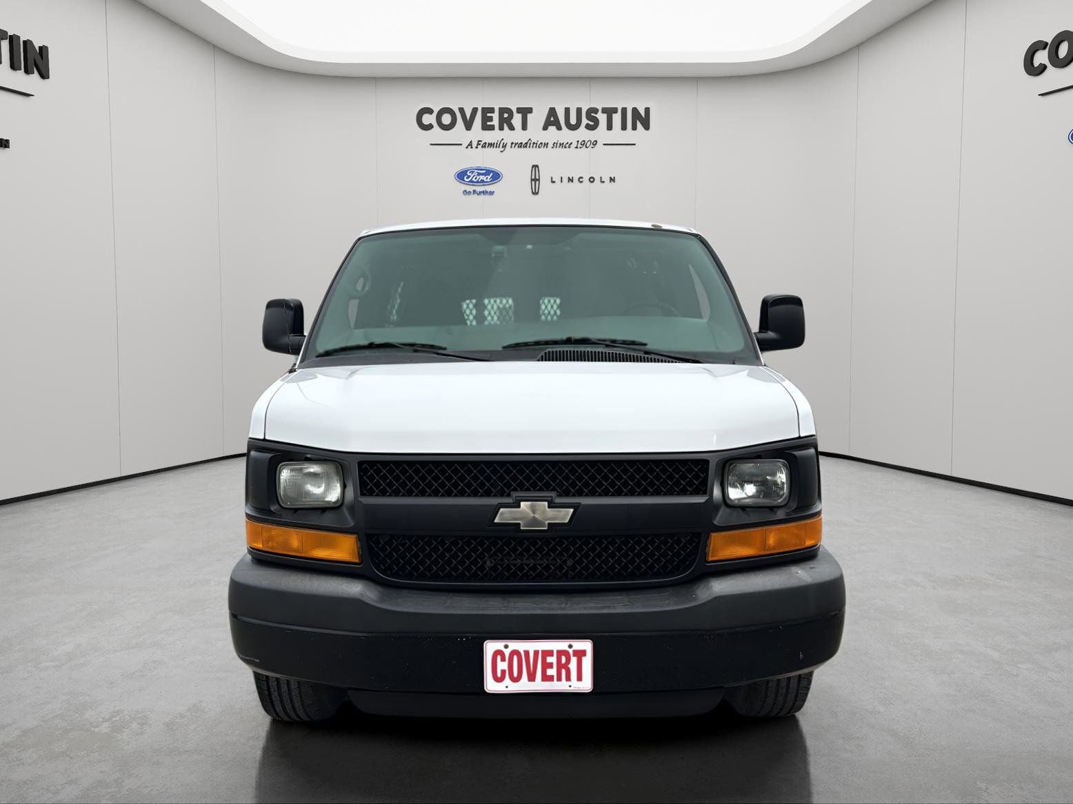 Used 2011 Chevrolet Express 2500 image 5