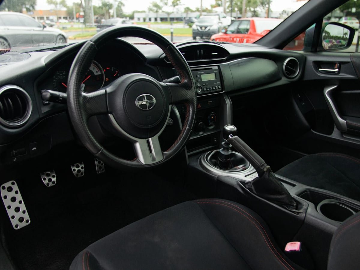 Used 2013 Scion FR-S RWD image 15