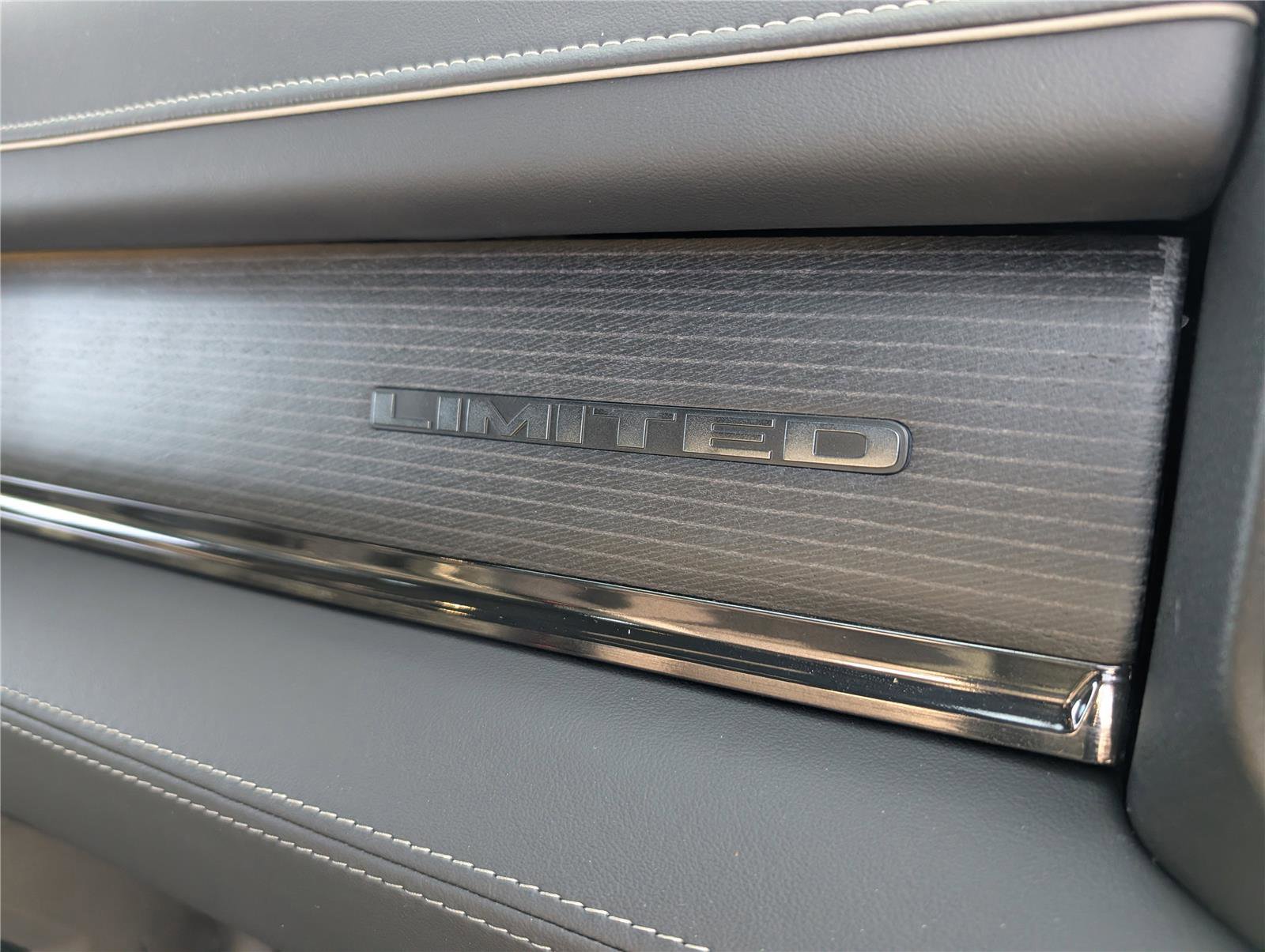 Used 2024 RAM 3500 Limited image 15