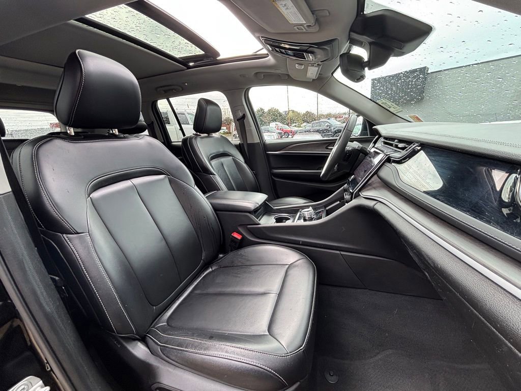 Used 2024 Jeep Grand Cherokee Limited 4xe image 14