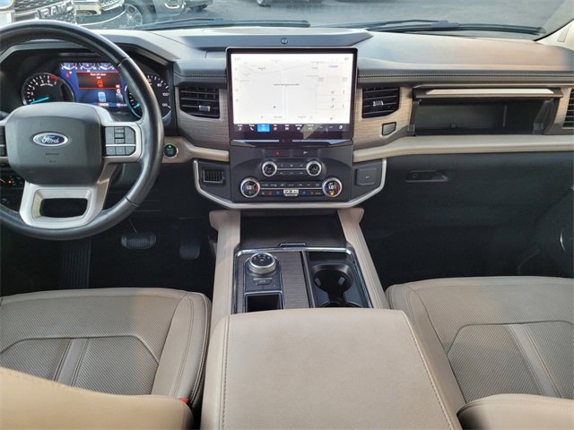 Used 2023 Ford Expedition Limited image 6