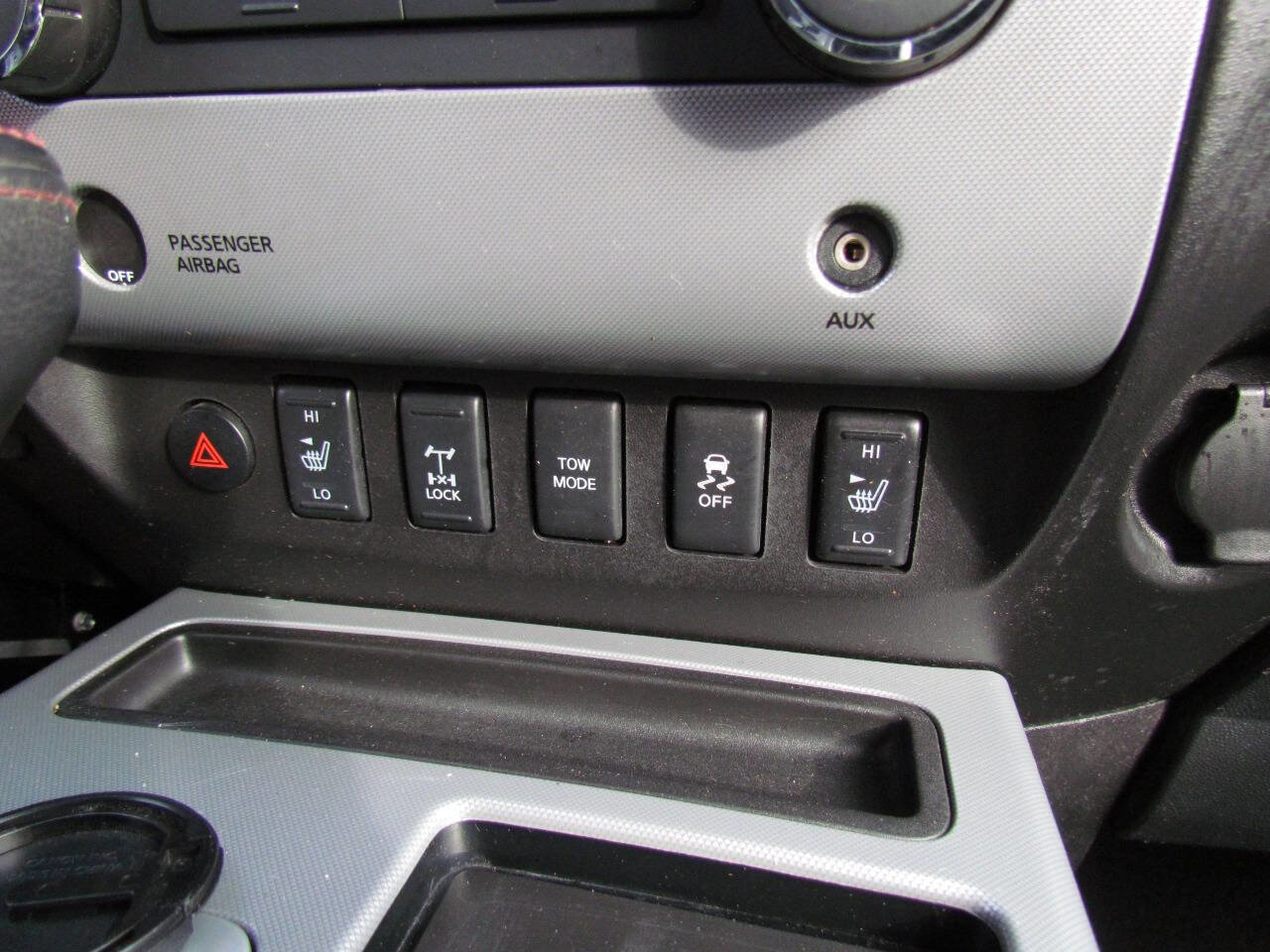 Used 2012 Nissan Titan PRO-4X w/ Pro-4x Luxury Pkg image 20