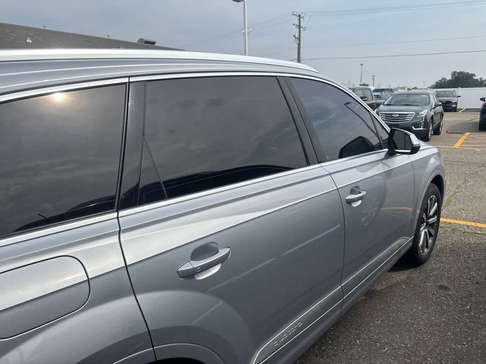 Used 2017 Audi Q7 3.0T Premium Plus w/ Premium Plus Package AWD/4WD image 11