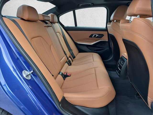 Used 2026 BMW 330i xDrive Sedan w/ M Sport Package AWD/4WD image 21