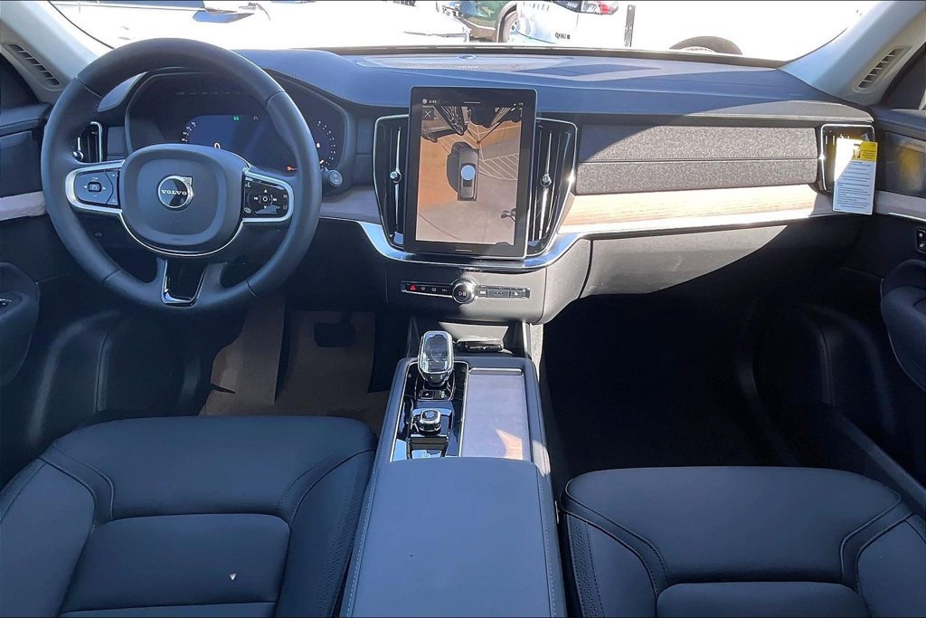 New 2026 Volvo XC90 B6 Plus AWD/4WD image 7