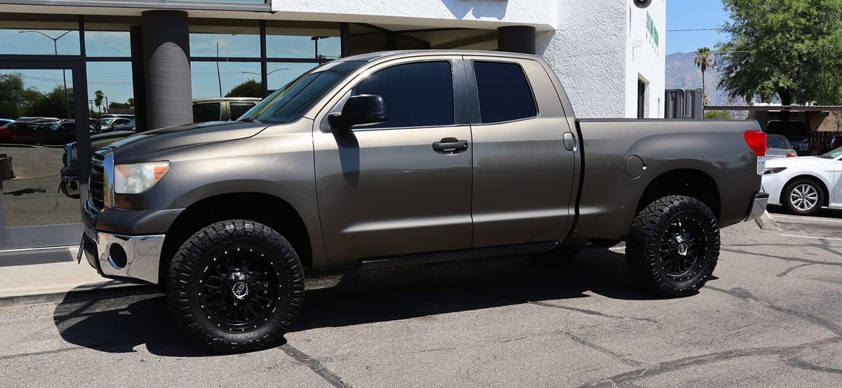 Used 2011 Toyota Tundra 2WD Double Cab w/ Tow Pkg image 7