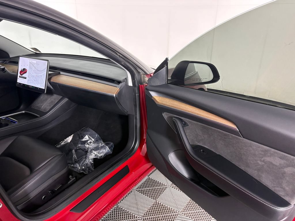Used 2021 Tesla Model 3 Long Range AWD/4WD image 32