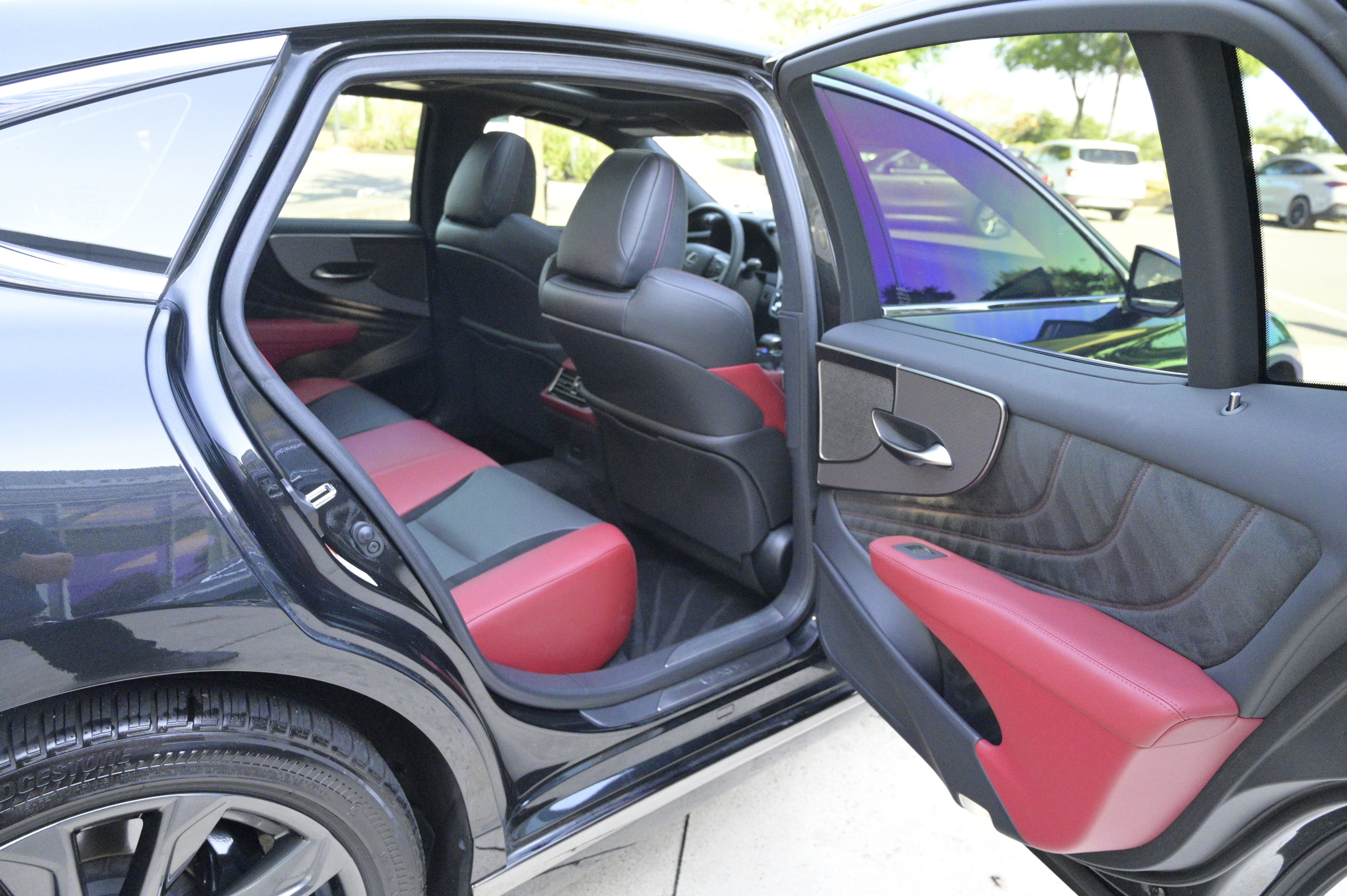 Used 2024 Lexus LS 500 F Sport image 44