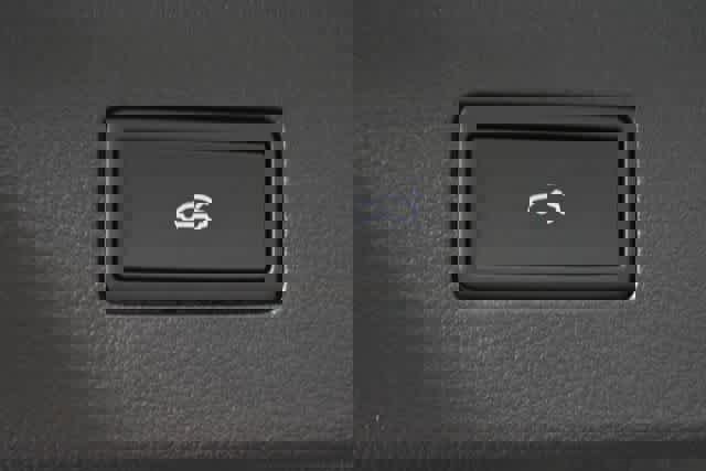 New 2025 Volkswagen Atlas SEL Premium R-Line image 11