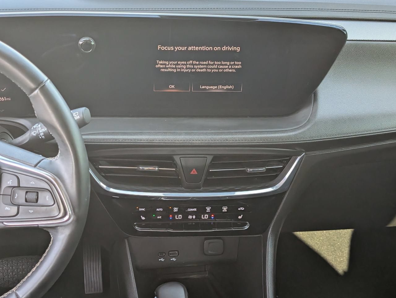 Used 2024 Buick Encore GX Avenir w/ Avenir Technology Package FWD image 11