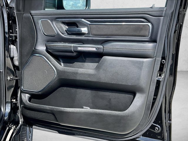 Used 2024 RAM 1500 Laramie AWD/4WD image 19
