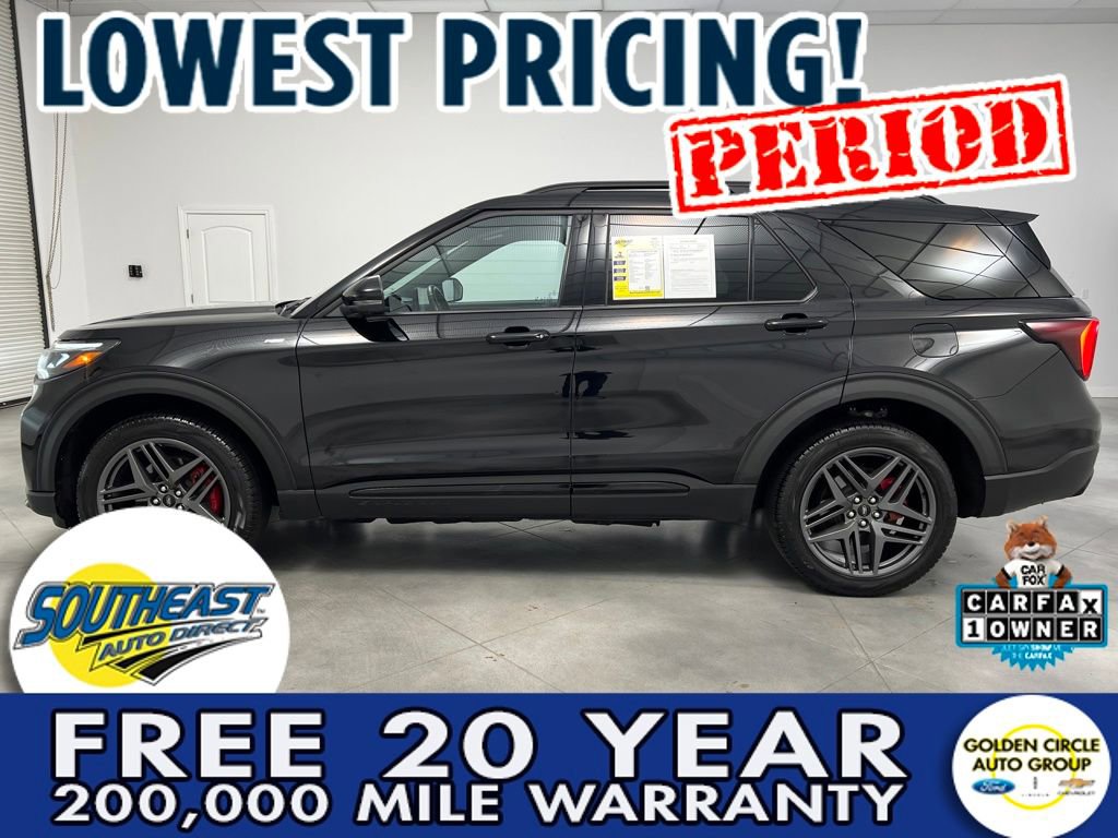 Used 2025 Ford Explorer ST-Line w/ ST-Line Street Pack AWD/4WD image 4