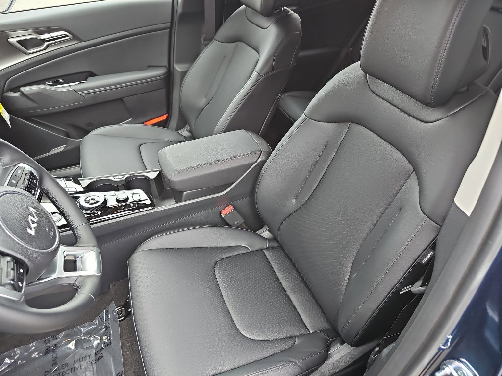 New 2025 Kia Sportage EX image 23