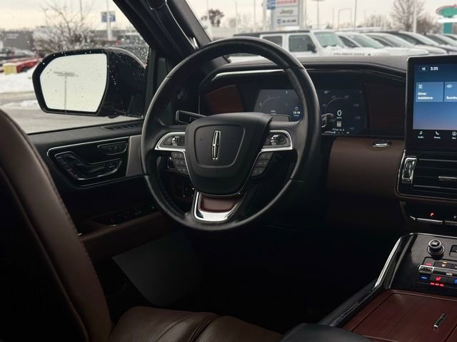 Used 2022 Lincoln Navigator Reserve image 31