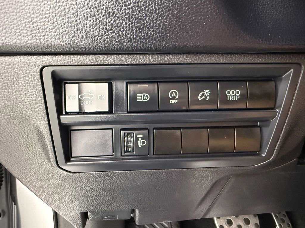 Used 2025 Toyota Tundra SR5 w/ TRD Off-Road Package AWD/4WD image 15