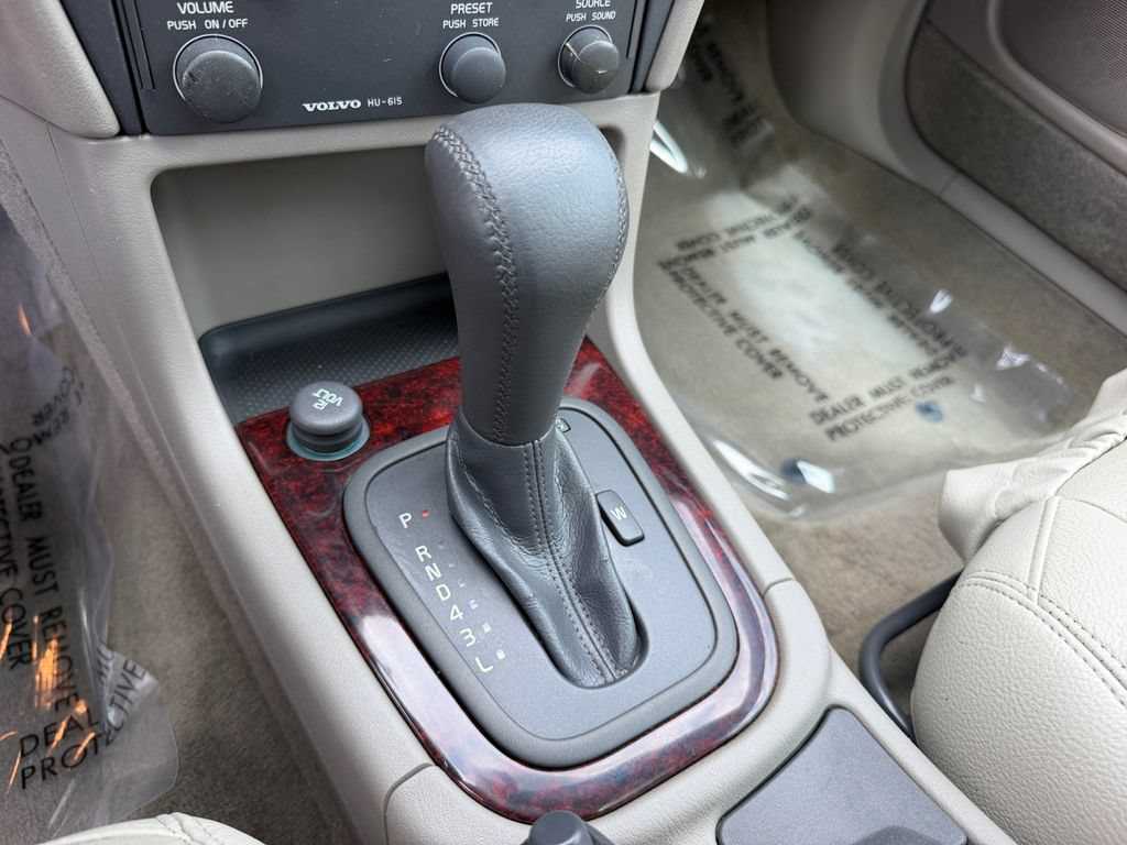 Used 2003 Volvo S40 FWD image 24