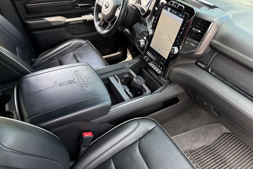 Used 2022 RAM 1500 Limited w/ Body Color Bumper Group AWD/4WD image 15