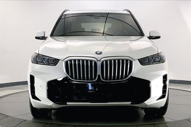 Certified 2024 BMW X5 xDrive50e w/ M Sport Package image 2