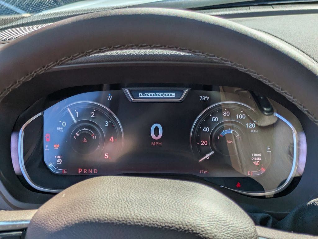 New 2026 RAM 2500 Laramie AWD/4WD image 18
