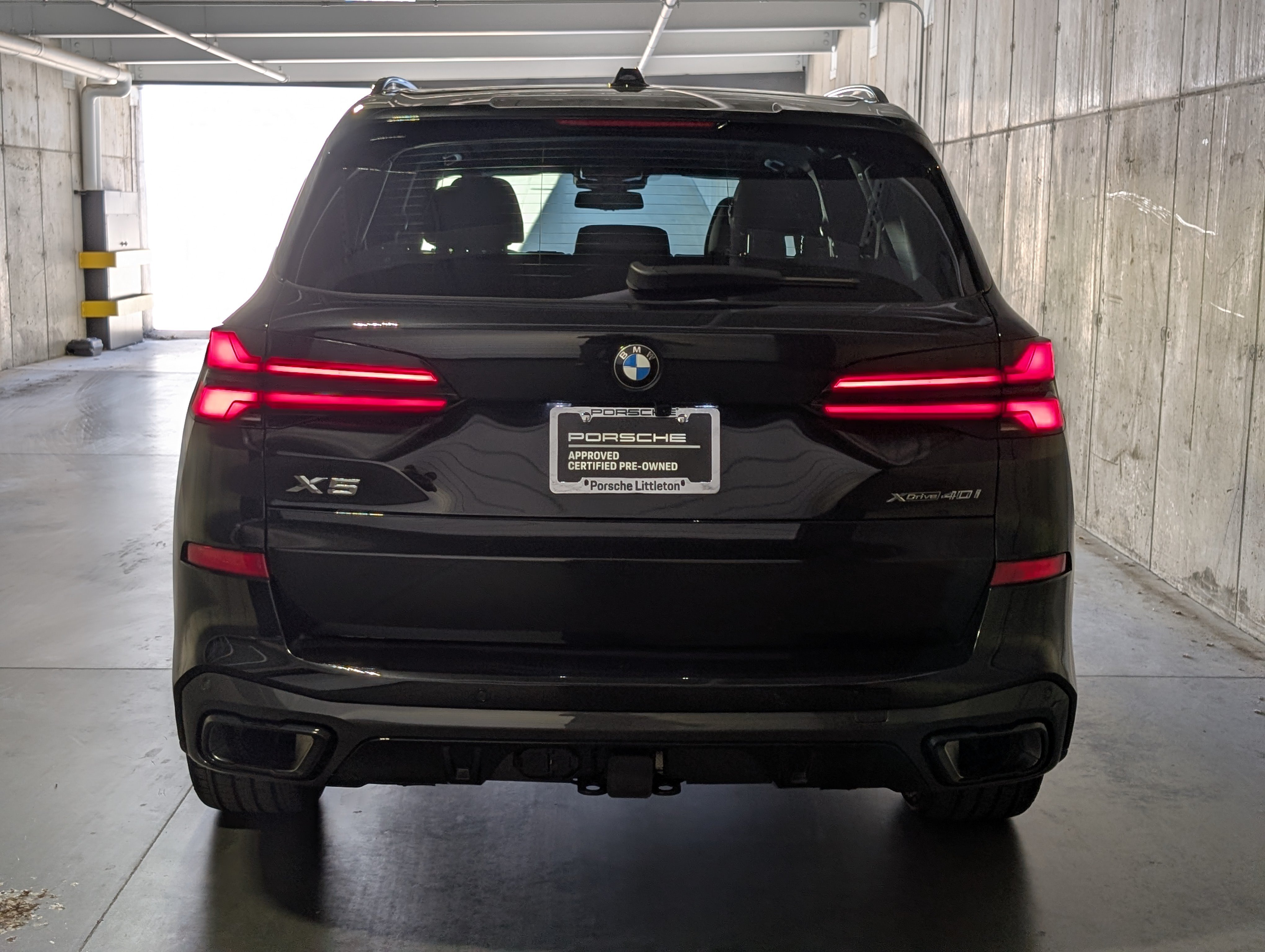 Used 2025 BMW X5 xDrive40i w/ M Sport Package AWD/4WD image 8